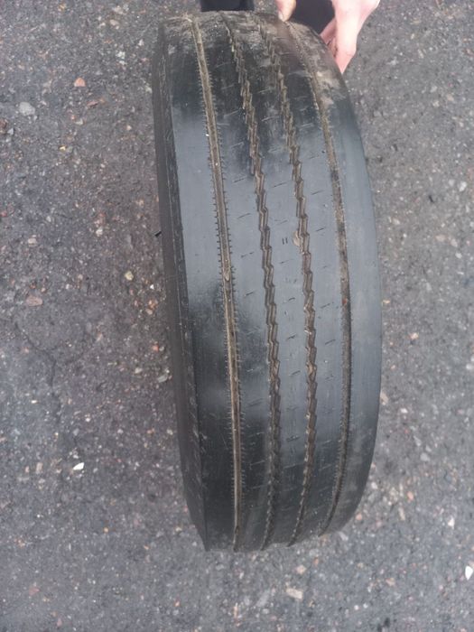 Резина 215.75.17,5