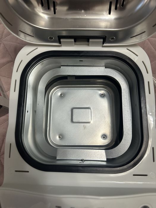 Продам хлібопіч Rotex RBX39-Y Нова