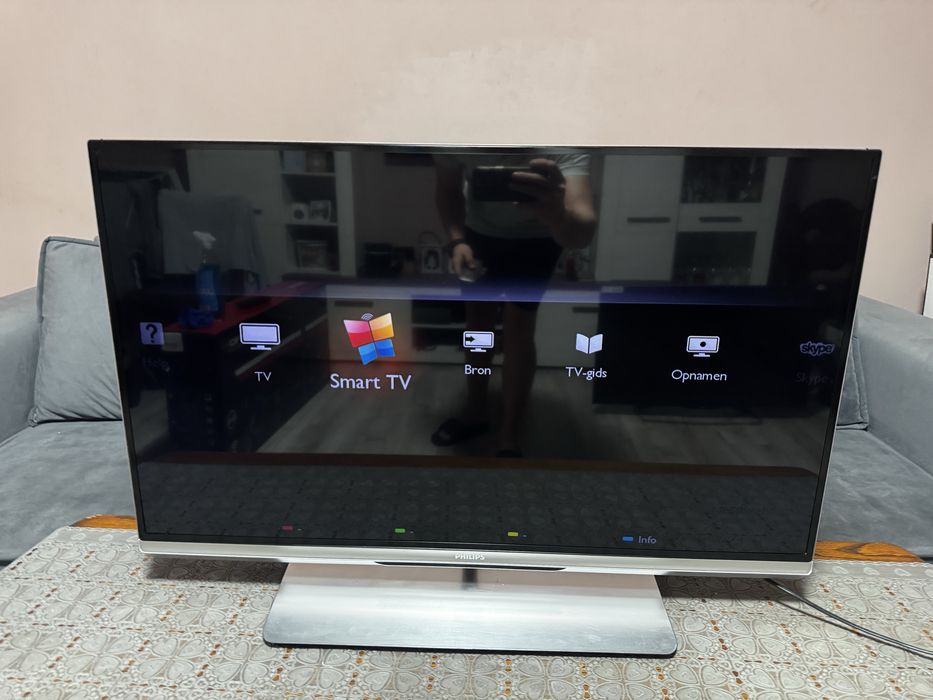 PHILIPS Model 37PFL6777H/12 WiFi Smat TV телевізор