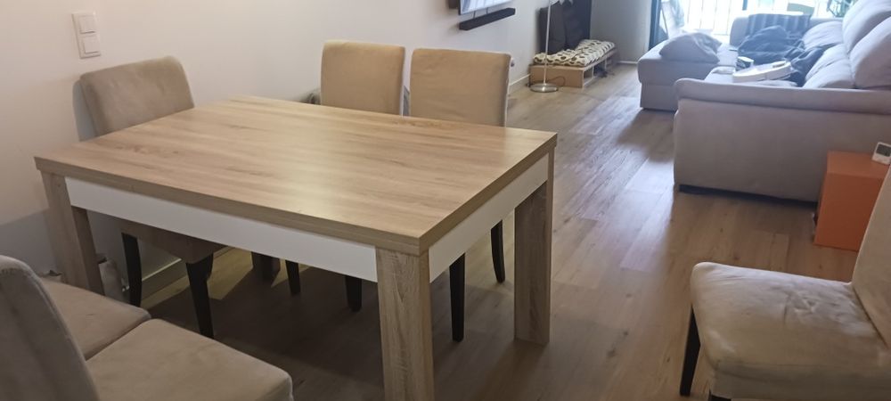 Mesa de jantar extensível (vendida com ou sem cadeiras)