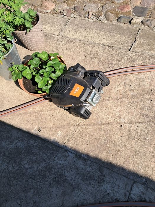 Uszkodzony silnik do kosiarki stihl