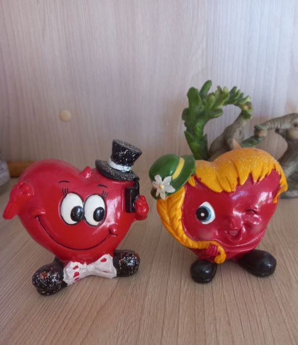 Сувенир, статуэтка сердечки, девочка, туфля