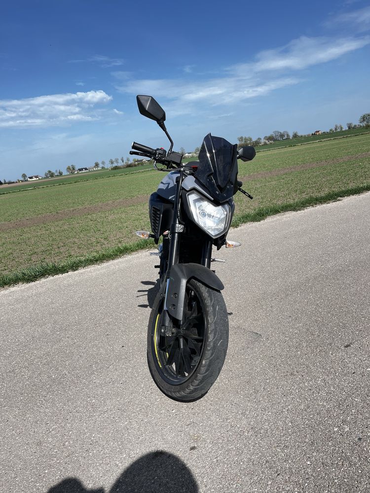 Srzedam YAMAHA MT-125
