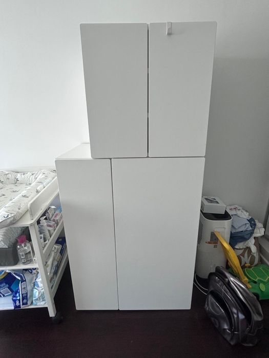 Roupeiro IKEA para criança