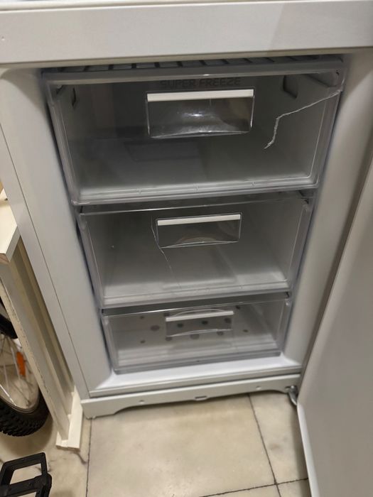 Frigorífico Ariston Hotpoint