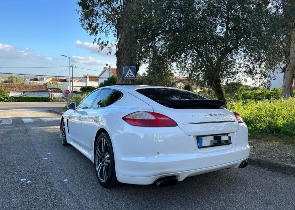 Porche panamera diesel chrono sport