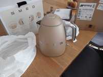 SMEG KLF03CHMEU Czajnik Elektryczny 1.7 L Szampański Mat  SG00123 NOWY
