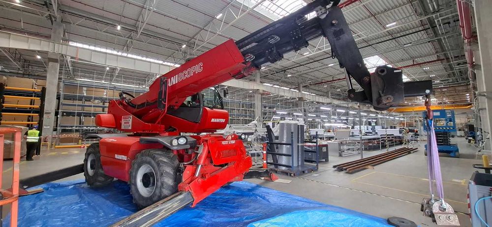 wynajem ładowarek teleskopowych Manitou