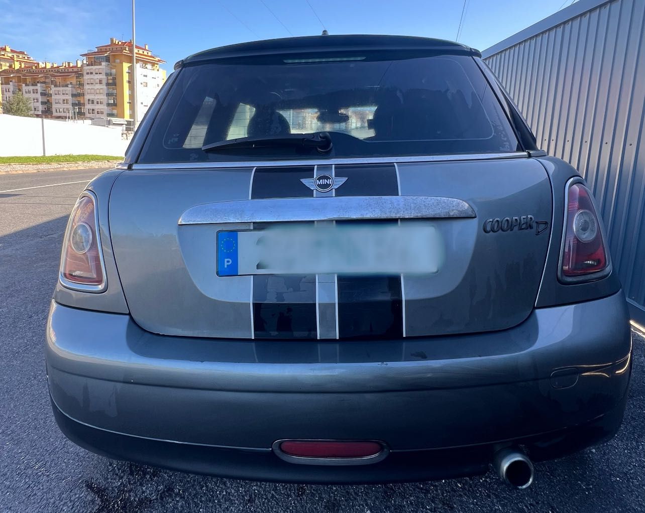 Mini Cooper D cinzento