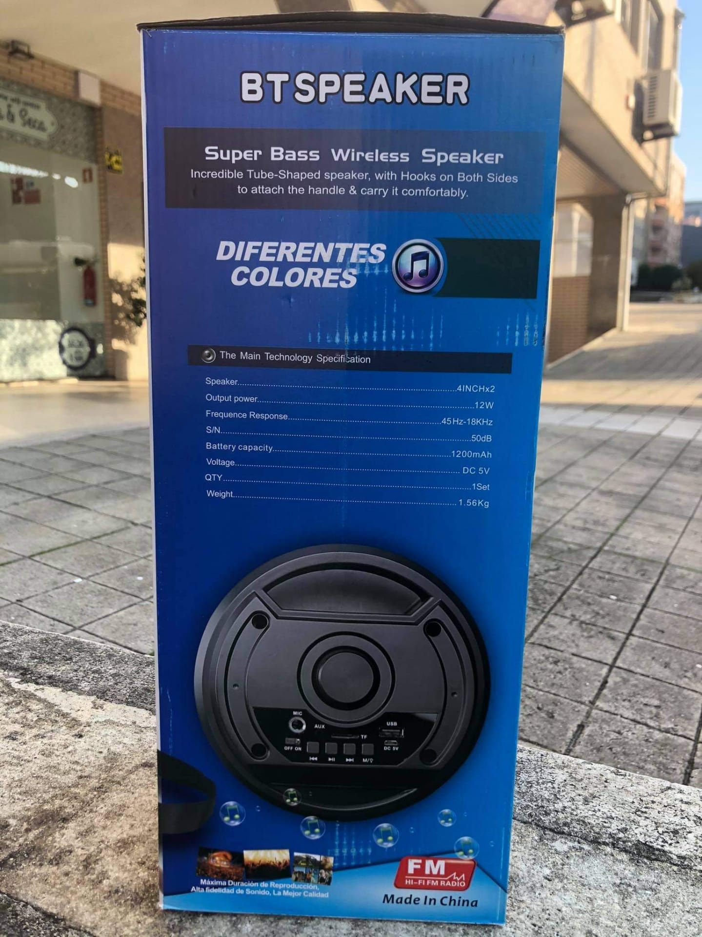 Coluna de som Karaoke Portátil super potente com Bluetooth e micro.