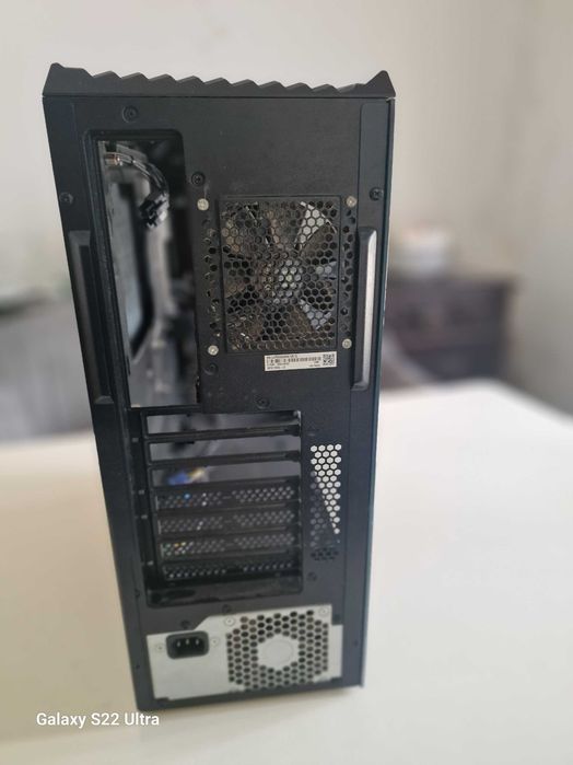 Caixa para computador em novo estado