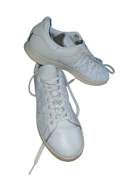 Białe skórzane markowe buty sportowe Adidas sneakersy Stan Smith r40,5