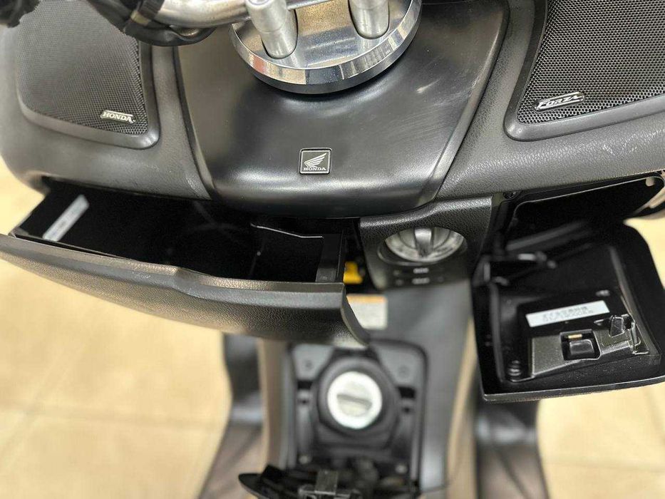 Максі-скутер Honda Forza 250 Z MF08 АКЦІОННА ЦІНА!