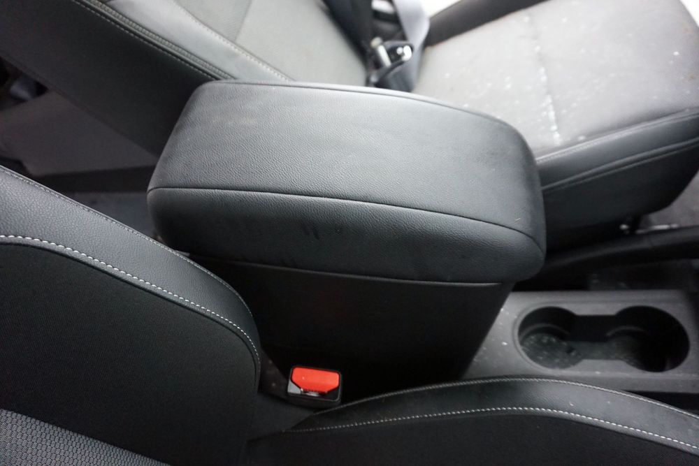 TUNEL ŚRODKOWY PODŁOKIETNIK KANGOO IV  RENAULT 2021-