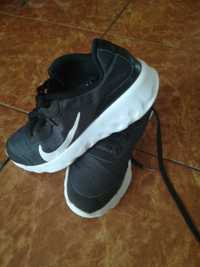 Buty nike roz. 38.5