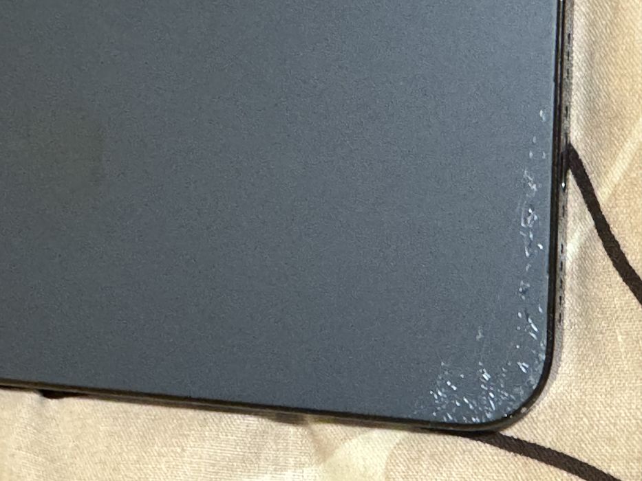 Айфон 12 про на гарантії