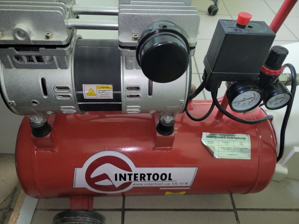 Продам компрессор intertool