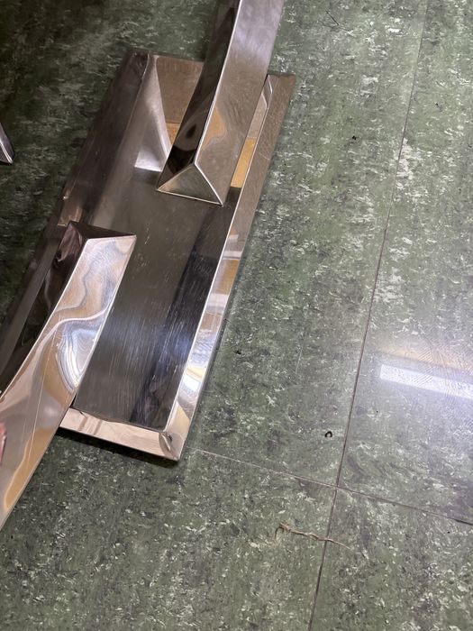 Mesa inox com tampo em vidro branco