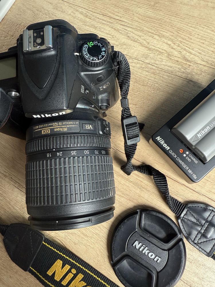 Nikon d90 + obiektyw Nikkor 18–105mm f/3.5-5.6G ED VR