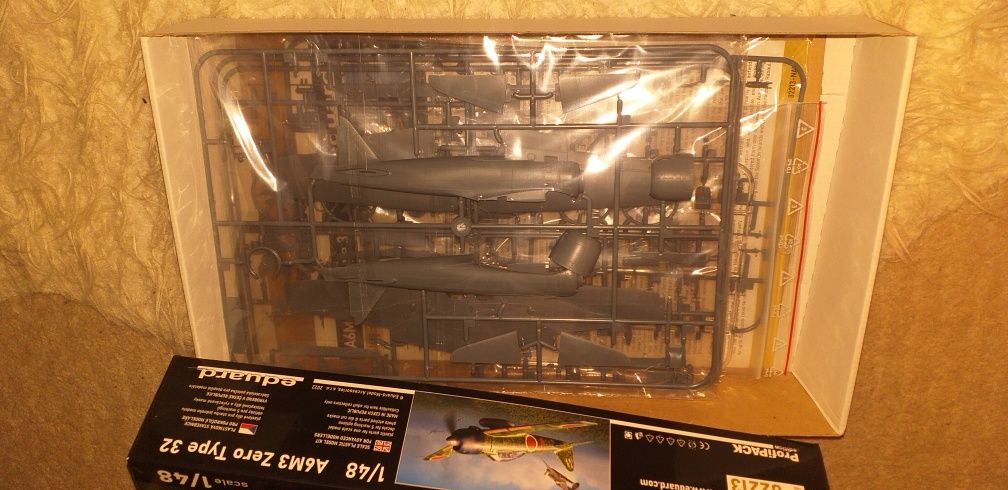 Model do sklejania a6m3 zero type 32 eduard 1/48