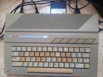 Atari 65 XE i kardridż z systemem Turbo Rom Plus