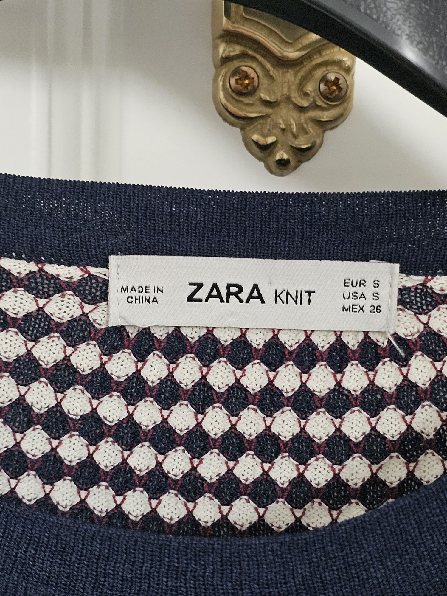 Zara sweterek z dzianiny S modny  wzorek