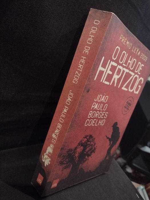 O olho de Hertzog - João Paulo Borges Coelho
