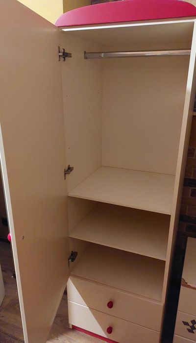 Meble dla dzieci MEBLIK- Formuła 1 + Gratisy