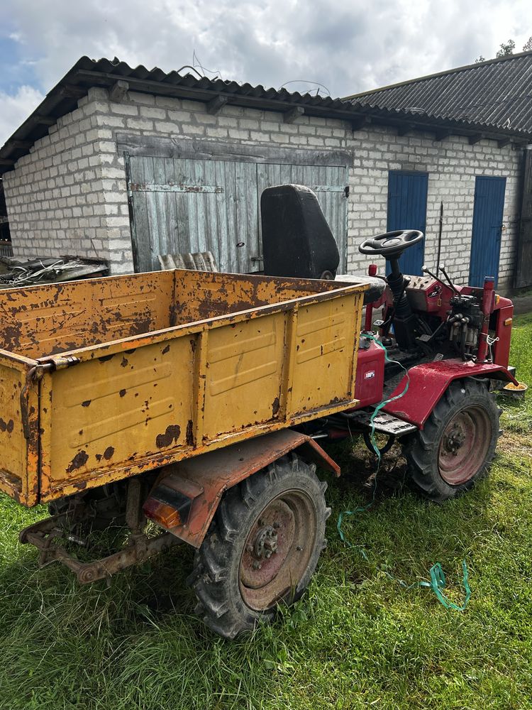 Продам трактор Плай