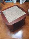 Mesa de centro com pedra mármore