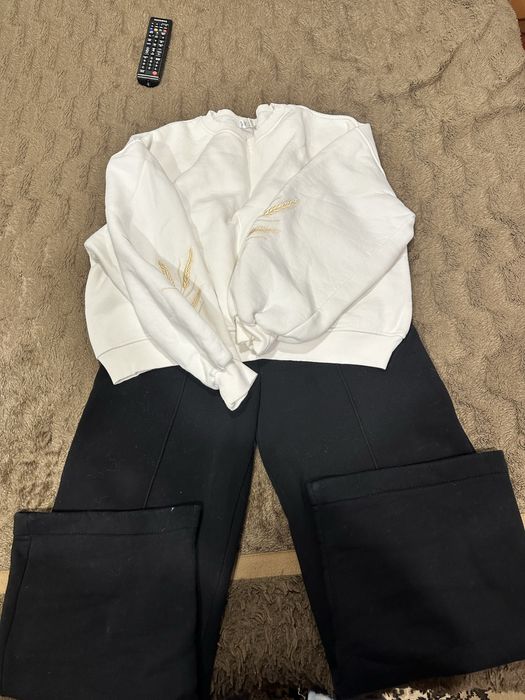 Костюм гарний з брюками