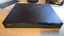 Router CISCO 1921 24G