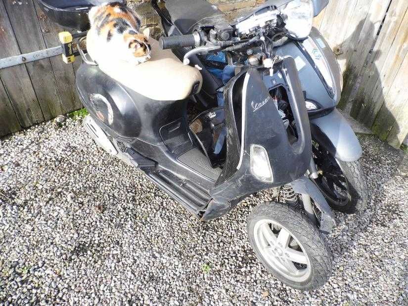 PIAGGIO VESPA LX 125 I E 3V czesci silnik lagi licznik wydech kokpit
