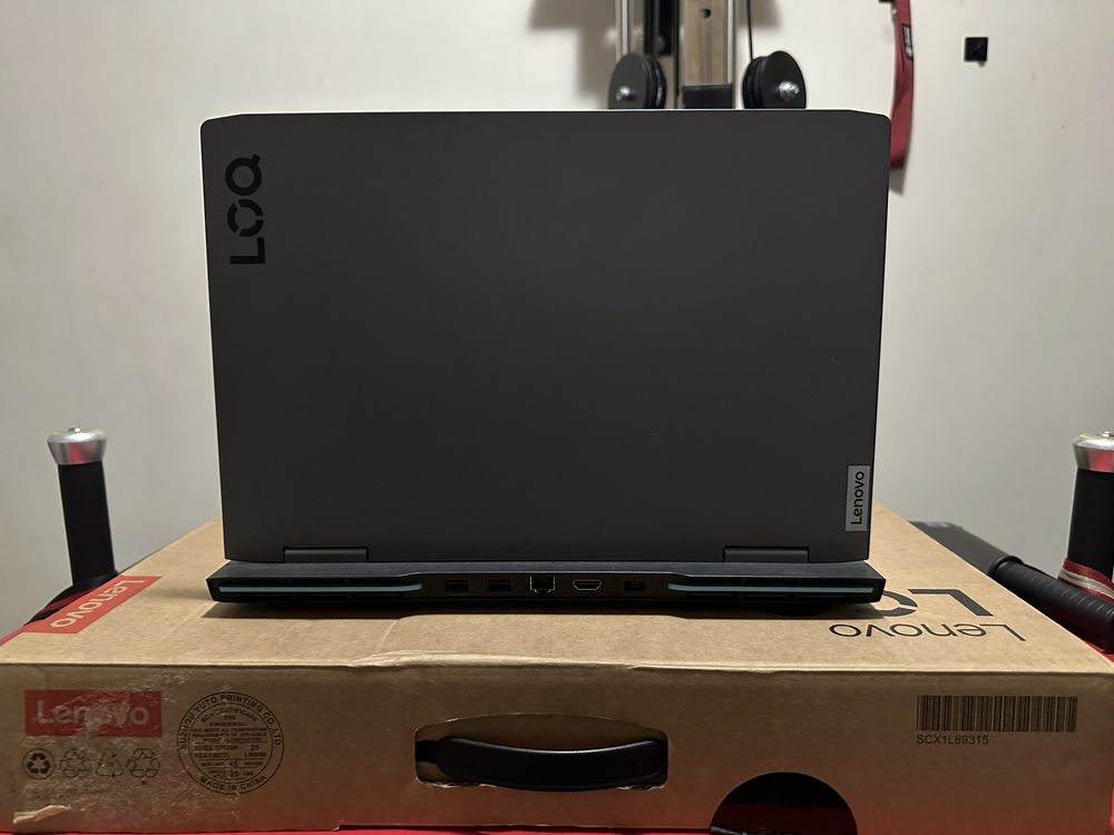 Portátil Gaming Lenovo LOQ | RTX 4060 | Ryzen 7 7840HS | 512GB SSD |