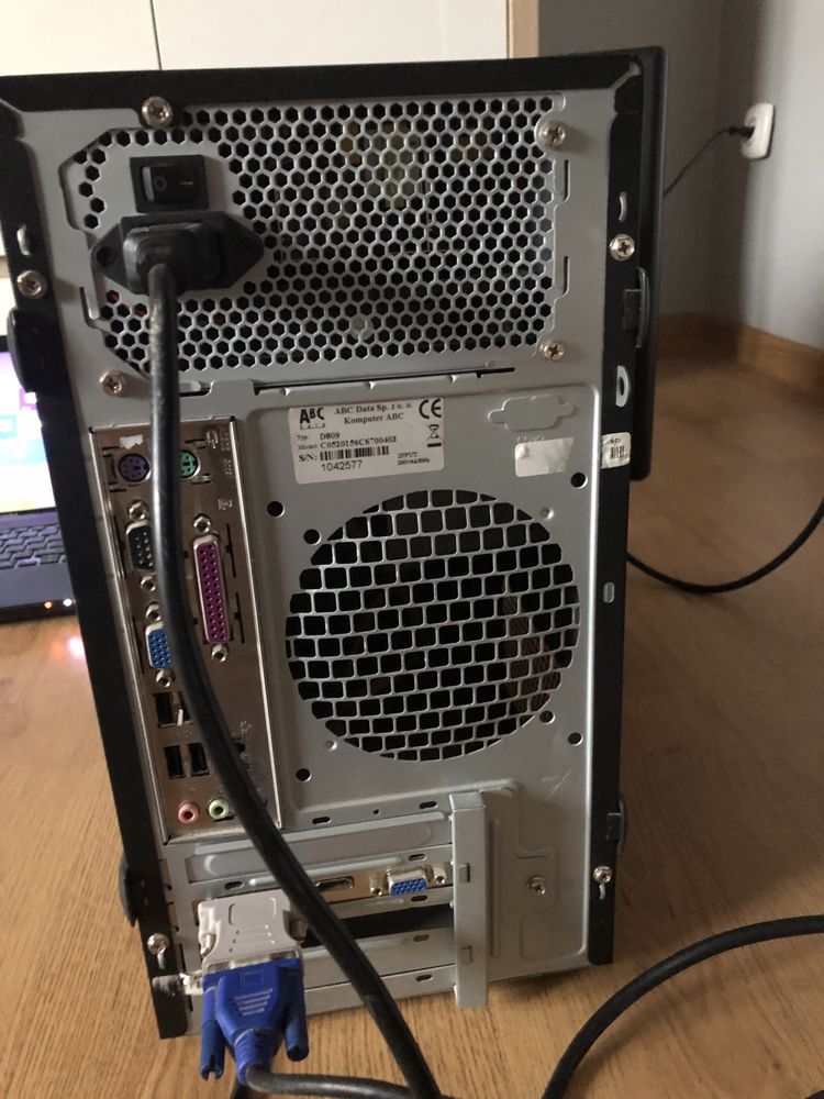 Komputer LG monitor