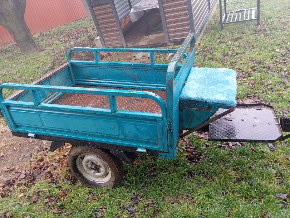 Заводской прицеп для мотоблока