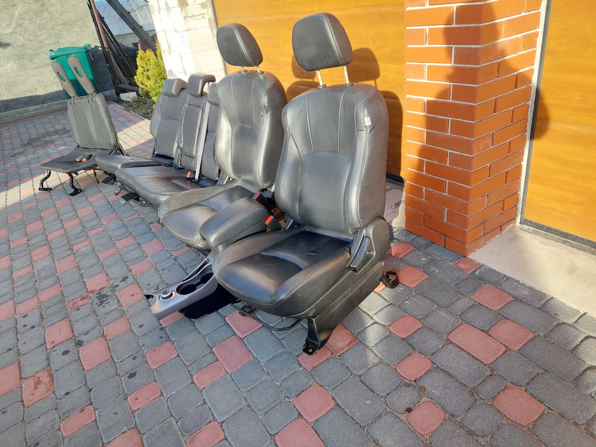 Салон сидіння сидушка mitsubishi Outlander XL