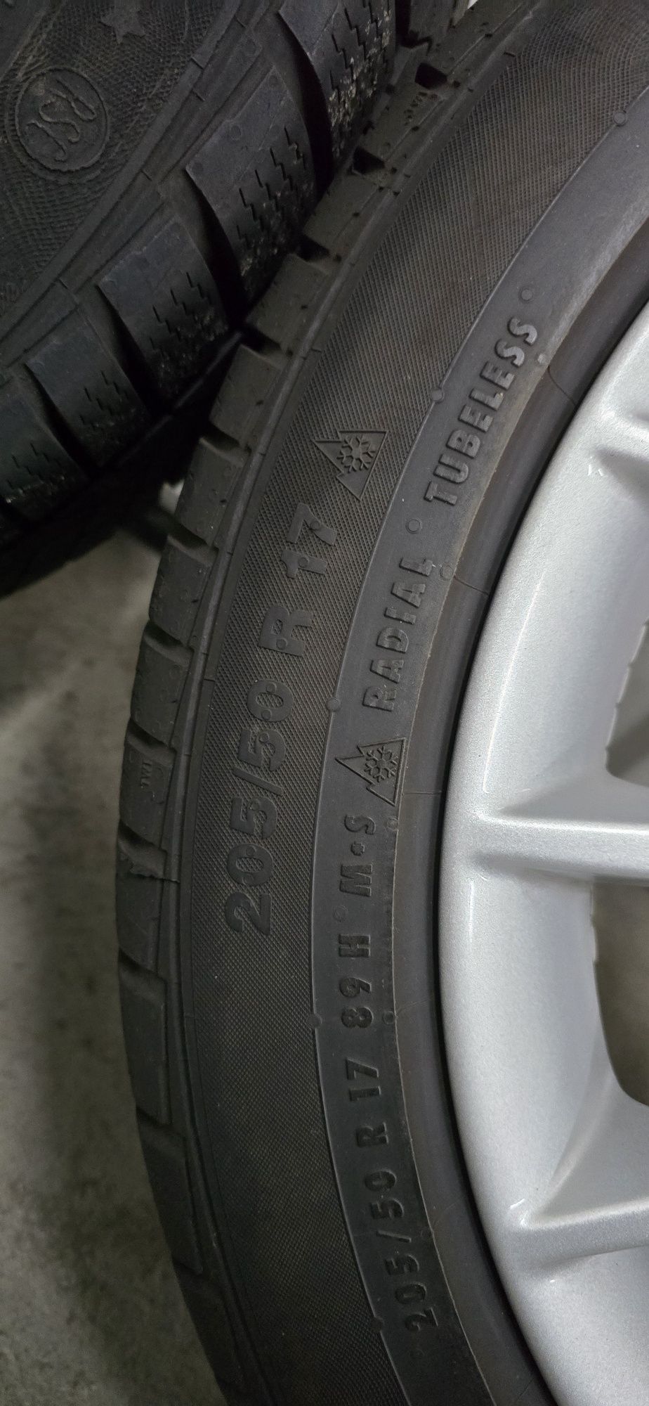 4x 205 50R17 Felgi BMW 5x120 ET40