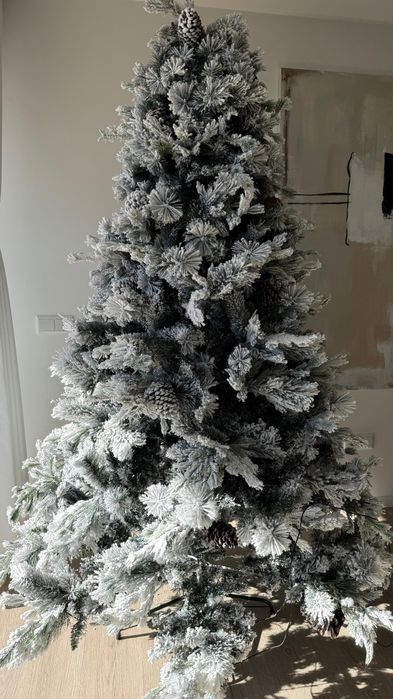 Árvore de natal verde ,medida: 2.20 x 1.40