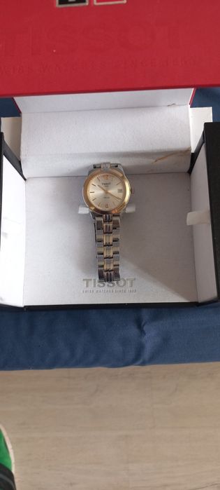 Продам годинник тиссот