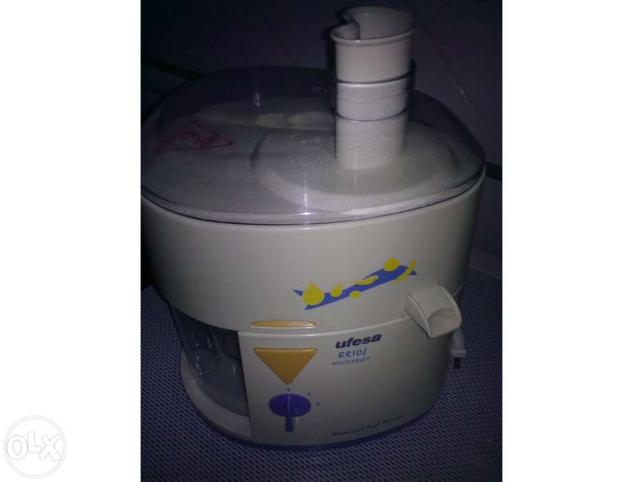 Maquina de sumos Ufesa