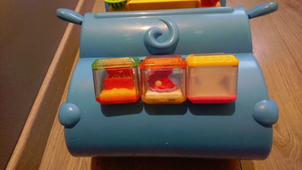 hipopotam Fisher Price