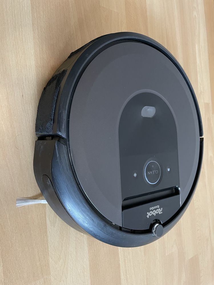 Robot Roomba i7…