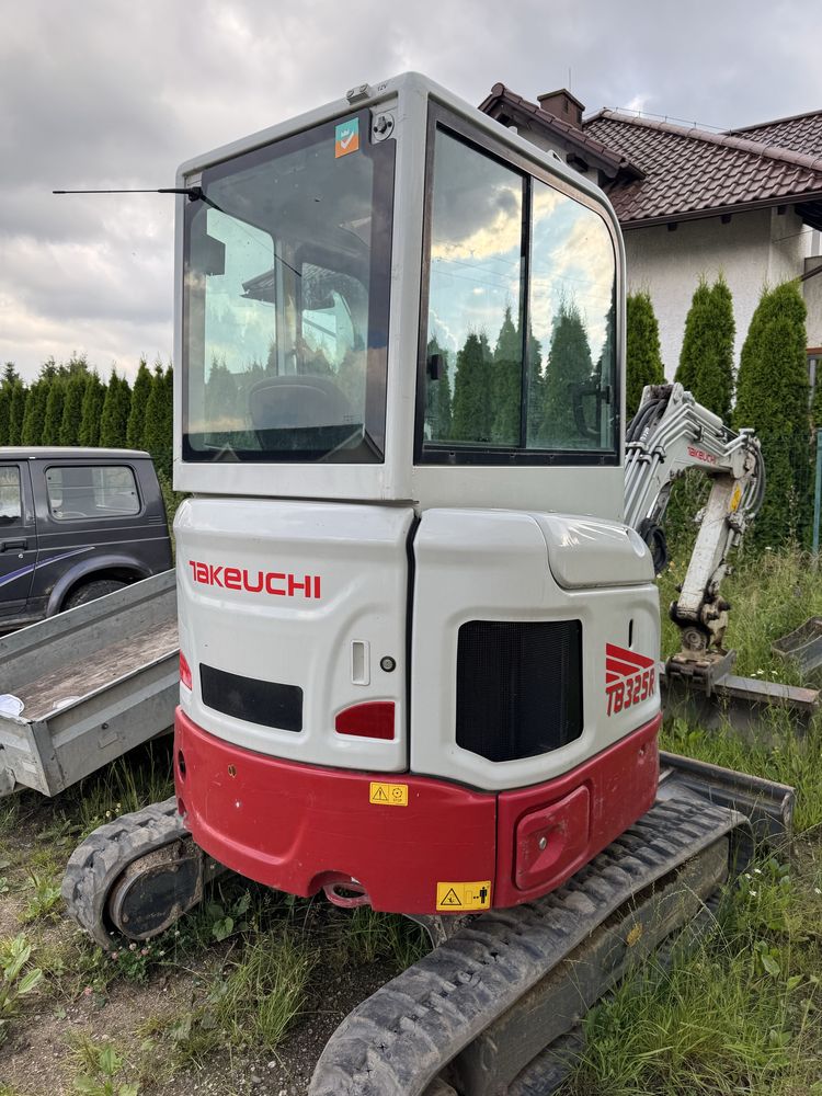 Takeuchi TB325R z Powertilt 21r. Salon polska 1120mth