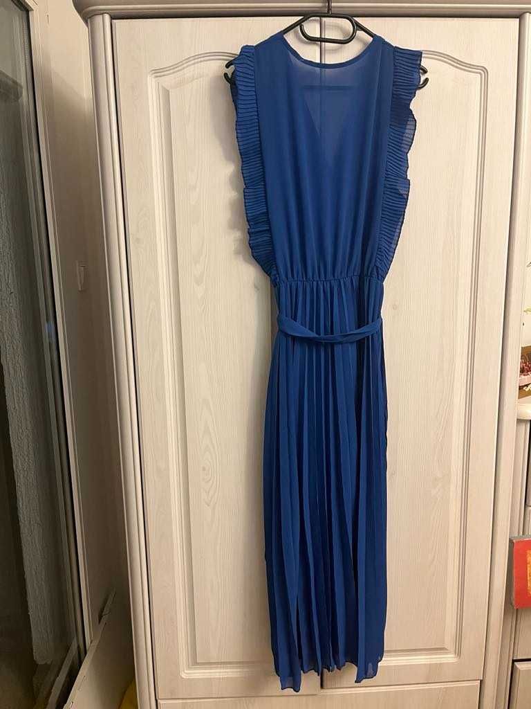 Piękna włoska długa sukienka chabrowa plisowana S/M/L/XL 36/38/40/42
