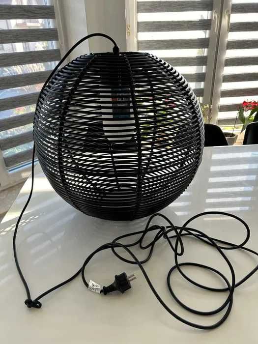 Sage, kula 50 cm. Taras, lampa.