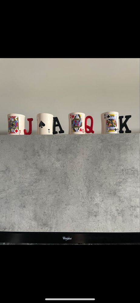 Kubki ceramiczne typu karty