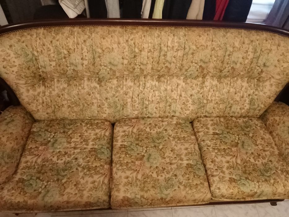 Vendo sofá cama de 3 lugares