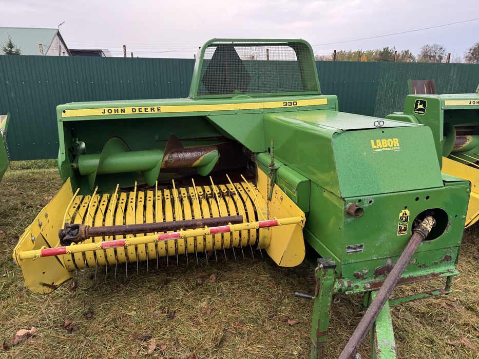 Тюковий Прес Підбирач Пресс подборщик JOHN DEERE 330 (339-336-332)