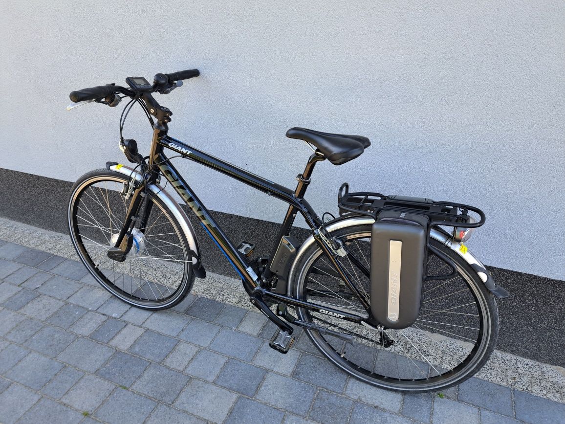 JAK NOWY Rower Elektryczny GIANT TWIST RS trekking Gazelle Deore 3x8 L